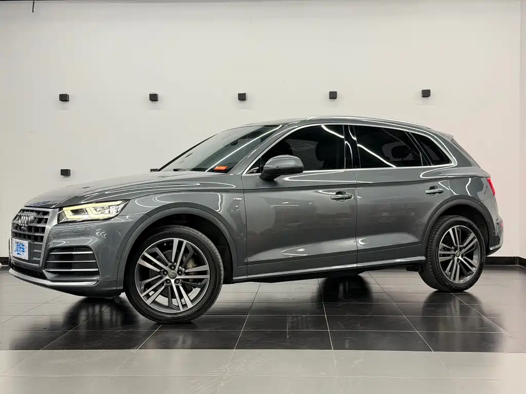 Audi Q5L 2019