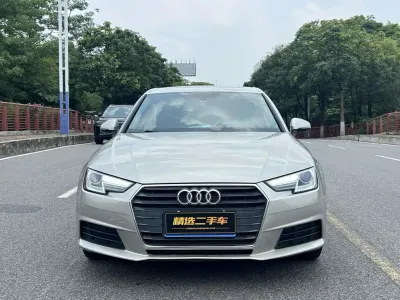Audi A4L 2016, фото 1