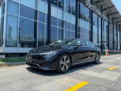 Mercedes-Benz EQE 2025, фото 1