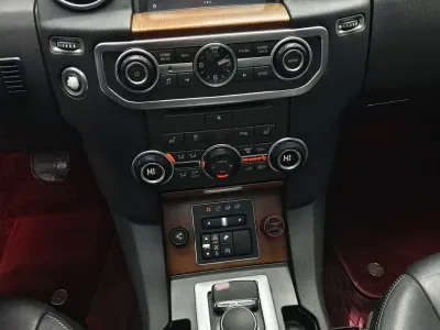 Land-Rover Discovery 2016, фото 6