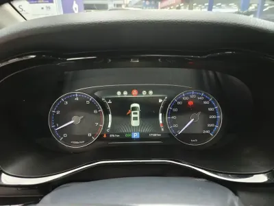 Guangzhou Qianqi Qianqi M8 2019, фото 5