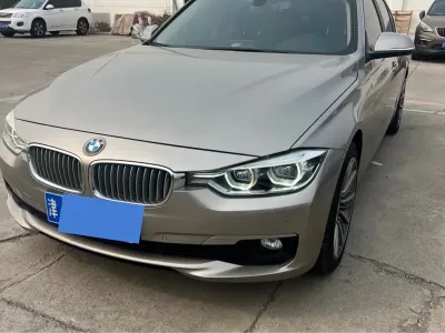 BMW 3 Series 2018, фото 1