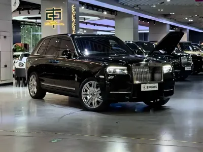 Rolls-Royce Cullinan 2022, фото 3