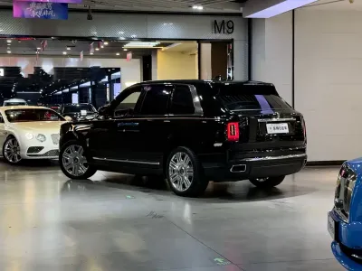 Rolls-Royce Cullinan 2022, фото 4