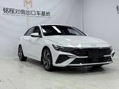 Hyundai Elantra 2023, фото 3