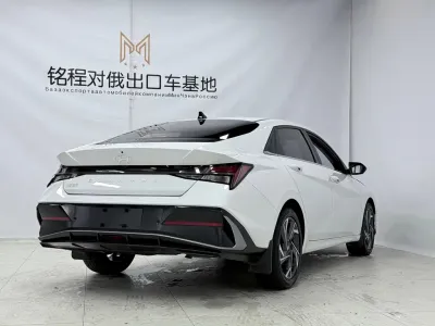 Hyundai Elantra 2023, фото 4