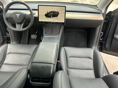Tesla Model Y 2022, фото 4