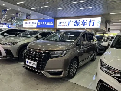 Honda Elysion 2022, фото 1