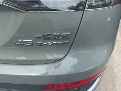Audi Q4 e-tron 2026, фото 2