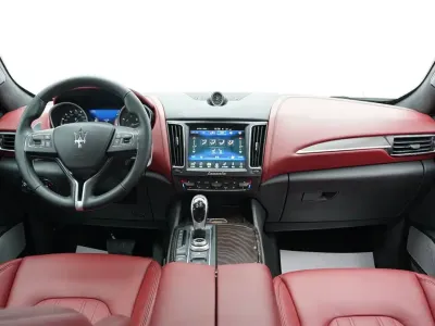 Maserati Levante 2018, фото 4