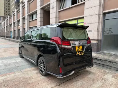 Toyota Alphard 2015, фото 2