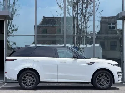 Land-Rover Range Rover Sport 2024, фото 3