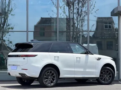 Land-Rover Range Rover Sport 2024, фото 5