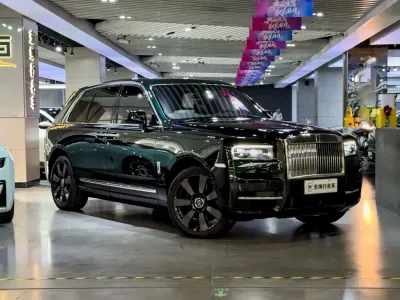 Rolls-Royce Cullinan 2022, фото 3