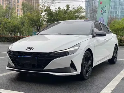 Hyundai Elantra 2022, фото 1