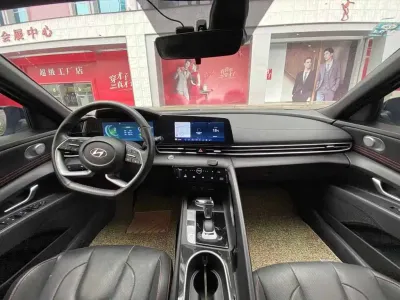 Hyundai Elantra 2022, фото 4