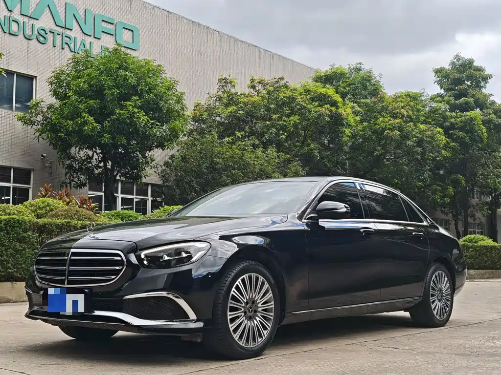 Mercedes-Benz E-Class 2023