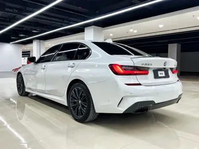 BMW 3 Series 2022, фото 4