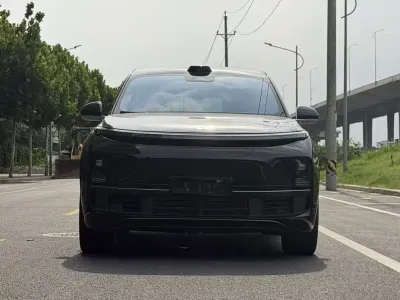 Li Xiang Auto Li Ideal L9 2024, фото 2