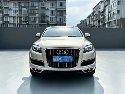 Audi Q7 2011, фото 2