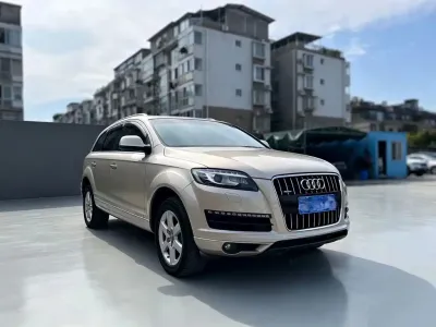 Audi Q7 2011, фото 3