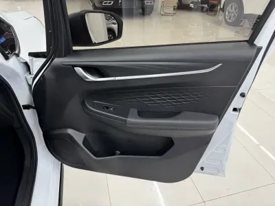 Geely View 2022, фото 5