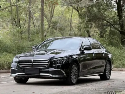 Mercedes-Benz E-Class 2022, фото 2