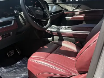 Cadillac XT5 2025, фото 4
